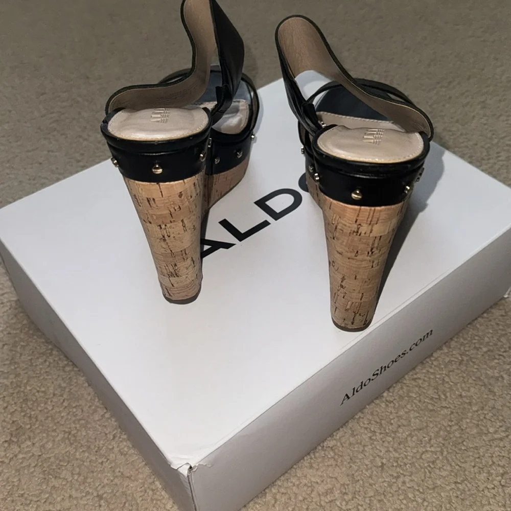 Aldo Loviesien Wedges - 7.5 - Picture 3 of 5